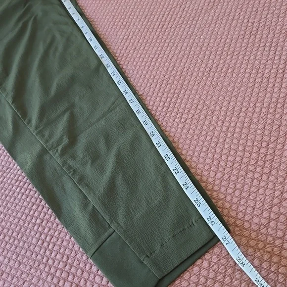 Athleta Trekkie North Aspen Olive High Rise Joggers - Picture 12 of 16